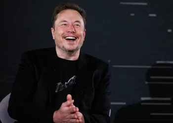 Elon Musk Starlink uyduları konusunda İsrail ile anlaştı