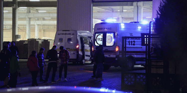Konya’da mobilya fabrikasında yangın