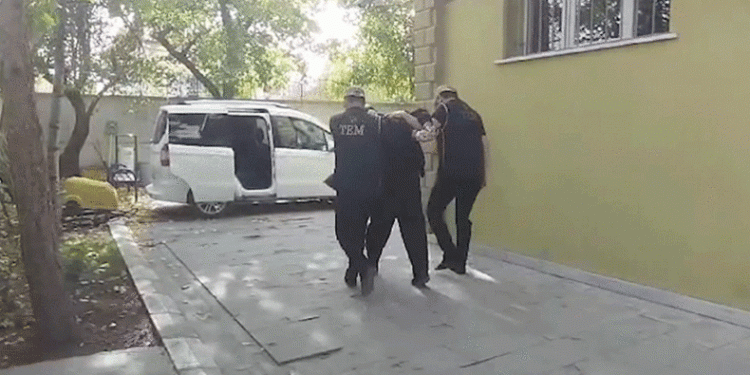 Konya’da terör örgütlerine operasyon: 3 tutuklama
