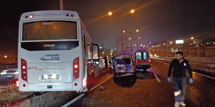 Manisa’da zincirleme kaza: 10 yaralı