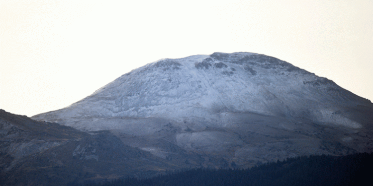 Ilgaz Dağı’na mevsimin ilk karı düştü