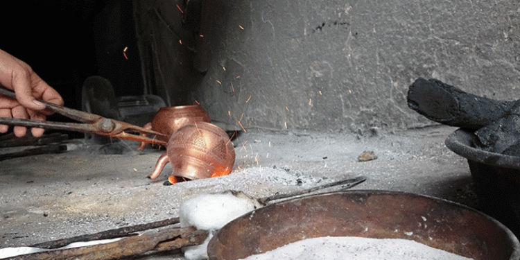 Mardin’de zanaata adanan 80 yıllık ömür