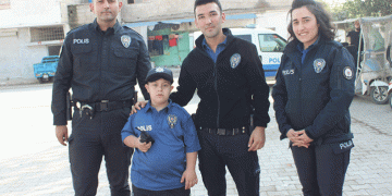 Down sendromlu Mehmet, bir günlüğüne polis oldu