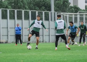 Bursaspor’da 1461 Trabzon FK maçı hazırlıkları devam ediyor