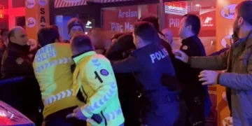 Bursa’da alkollü sürücü polis ekiplerine saldırdı