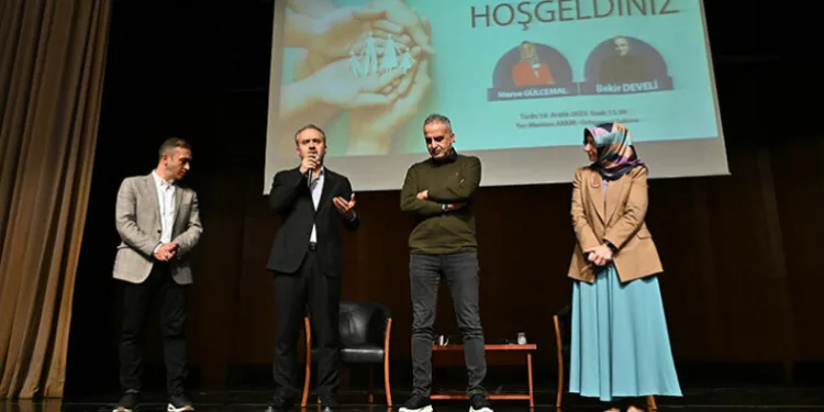 Büyükşehir Belediyesi’nden ‘Güçlü Aile’ semineri
