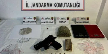 Jandarmadan uyuşturucuya geçit yok