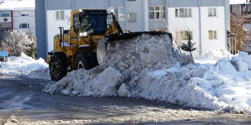 Bitlis’te 49 köy yolu ulaşıma kapandı