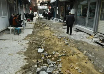 Bursa’da 50 yıl sonra sokaklar yenilendi