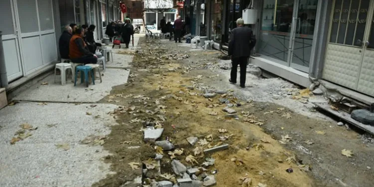 Bursa’da 50 yıl sonra sokaklar yenilendi