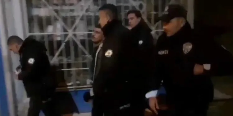 Bursa’da uyuşturucu satıcısına suçüstü