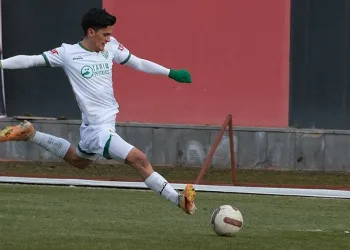 Bursaspor, Van’dan eli boş döndü