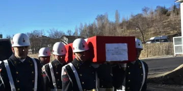 Şehit Uzman Çavuş Yetişen’in naaşı memleketine uğurlandı