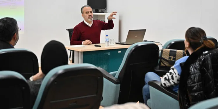 Burulaş’ta Ulaştırma Ekonomisi dersi