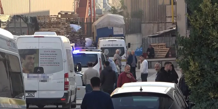 Bursa’da işçi asansör ile duvar arasında sıkıştı