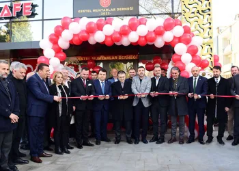 Kestel Muhtarlar Derneği’nin yeni binası açıldı