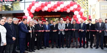 Kestel Muhtarlar Derneği’nin yeni binası açıldı