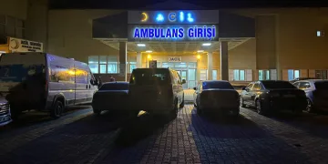 Okul pansiyonunda yangın: 12 öğrenci dumandan zehirlendi