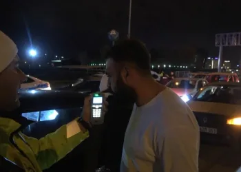 Bursa’da alkollü yakalandı, pavyona gidemediği için üzüldü