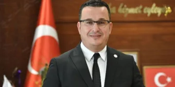 Başkan Kanar, TÜBİTAK 4006 Bilim Fuarı’nda
