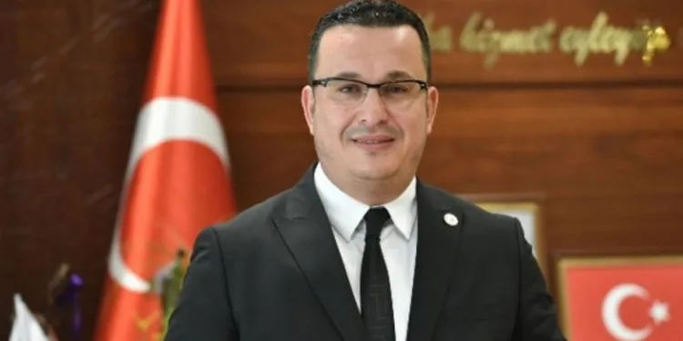 Başkan Kanar, TÜBİTAK 4006 Bilim Fuarı’nda