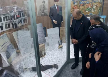 110 yıllık protez bacak bu müzede sergileniyor
