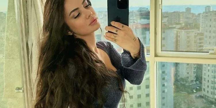 Ece Ronay suçlamaları reddetti