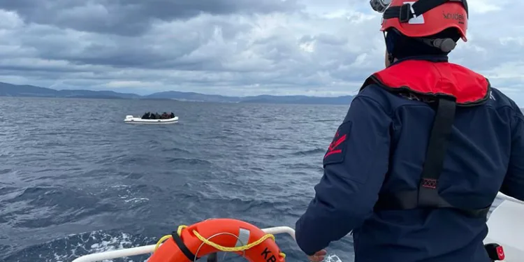 Bodrum’da 42 düzensiz göçmen kurtarıldı