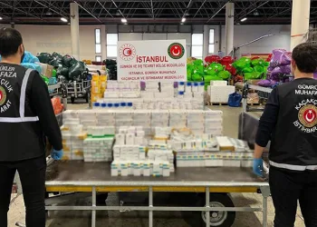 Pendik’te kaçak ilaç ve uyuşturucu operasyonu