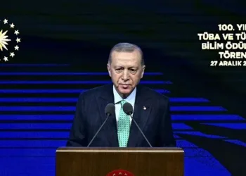“Netanyahu’nun yaptıklarının Hitler’den farkı var mı?”