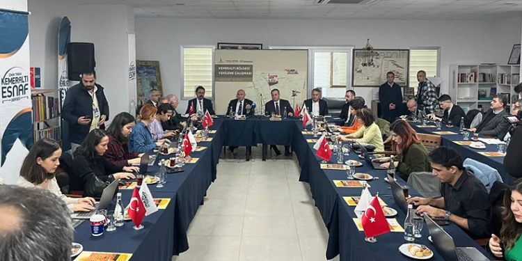 “Kemeraltı’nda büyük bir devrim yaşanıyor”