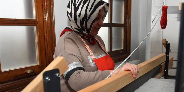 Yıldırım üreten kadınlarla güçlü