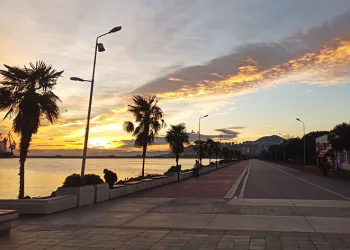 Samsun’da gün doğarken