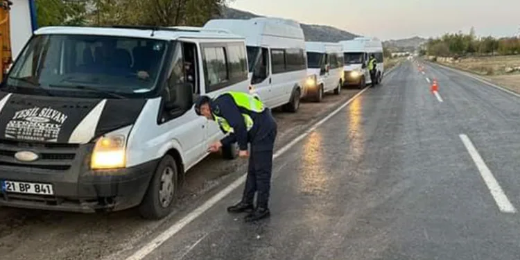 Çermik’te kış lastiği denetimi