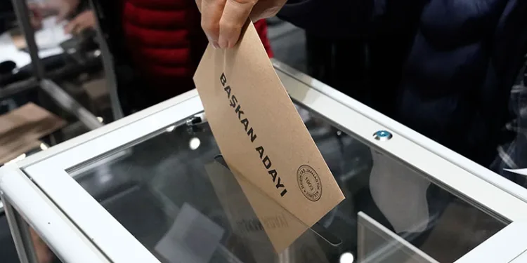Beşiktaş’ta oy kullanma işlemi başladı