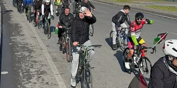 Pedalları Filistin için çevirdiler