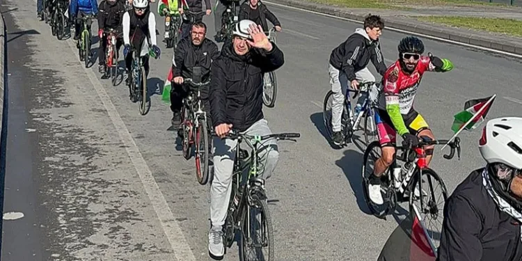 Pedalları Filistin için çevirdiler