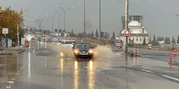 Kahramanmaraş’ta sağanak yağışı etkili oluyor