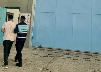 Beş ayrı suçtan aranıyordu, Bodrum’da yakalandı