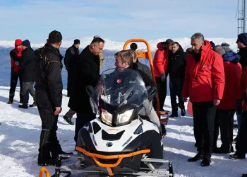 Ergan Dağı Kayak Merkezi, pist açılışı yapıldı