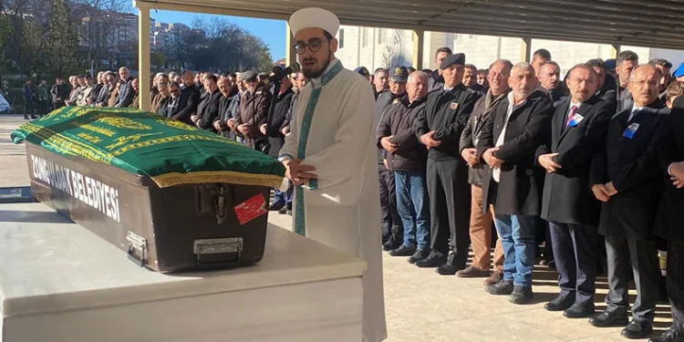 İnfaz koruma memuru toprağa verildi