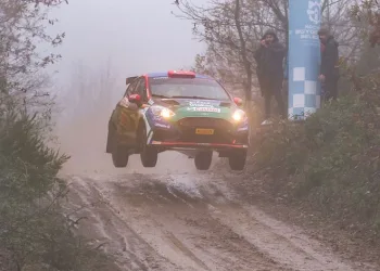 Kocaeli Rallisi nefes kesti