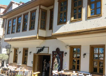 Otel yönetimin yarasa çaresizliği