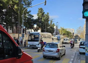 Bandırma’da okul çıkışı, trafik çilesi