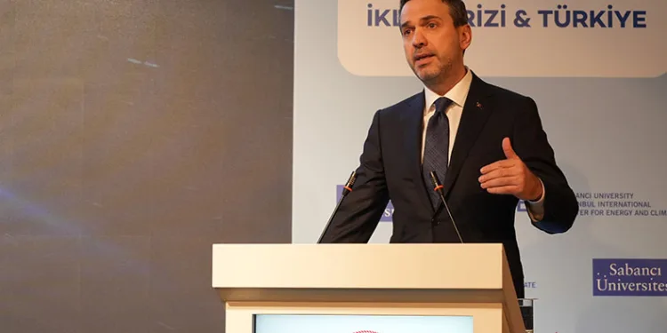 “Türkiye’nin enerjide dışa bağımlılığı düştü”