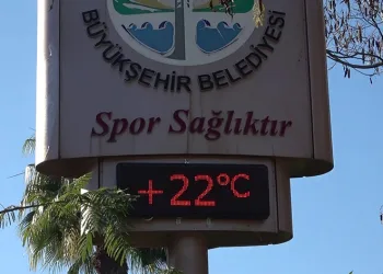 Güneş açtı, parklar doldu