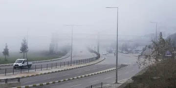 Karabük güne sis ile uyandı