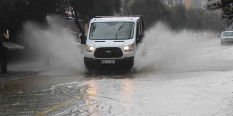 Muğla’ya şiddetli yağış uyarısı