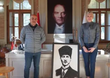 Madenci kadınlardan anlamlı hediye