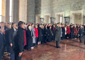 Bakan Göktaş Anıtkabir’i ziyaret etti